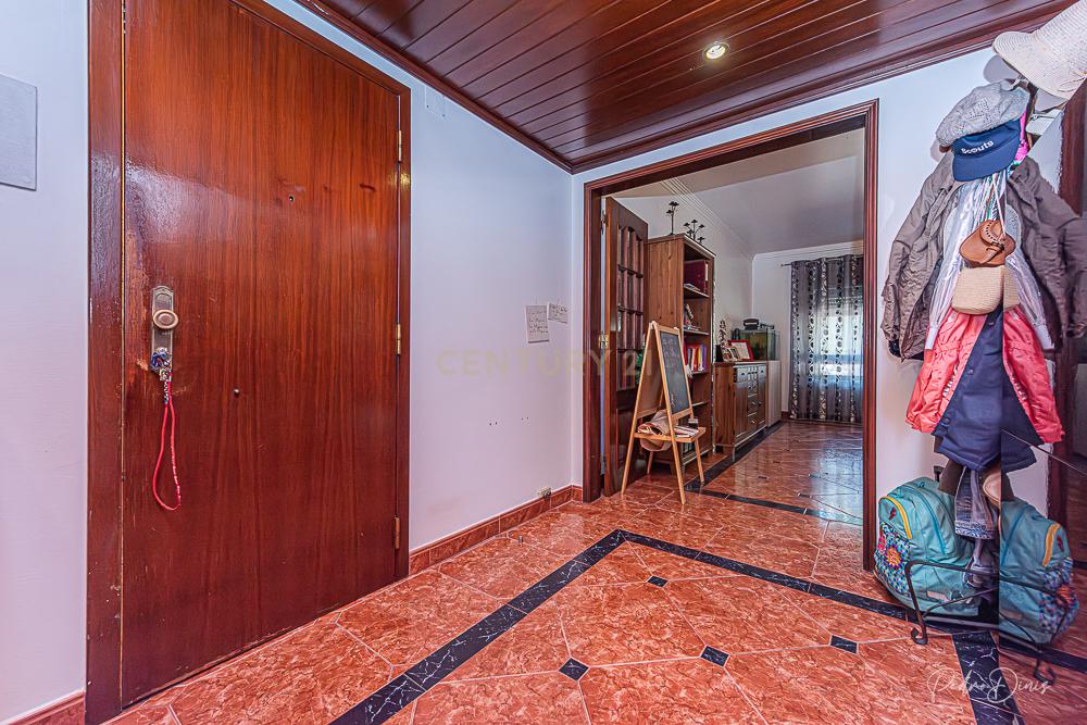 Apartamento de 4 assoalhadas em Zona Premium c/ 122m2 VANICELOS - SETUBAL - Image 21