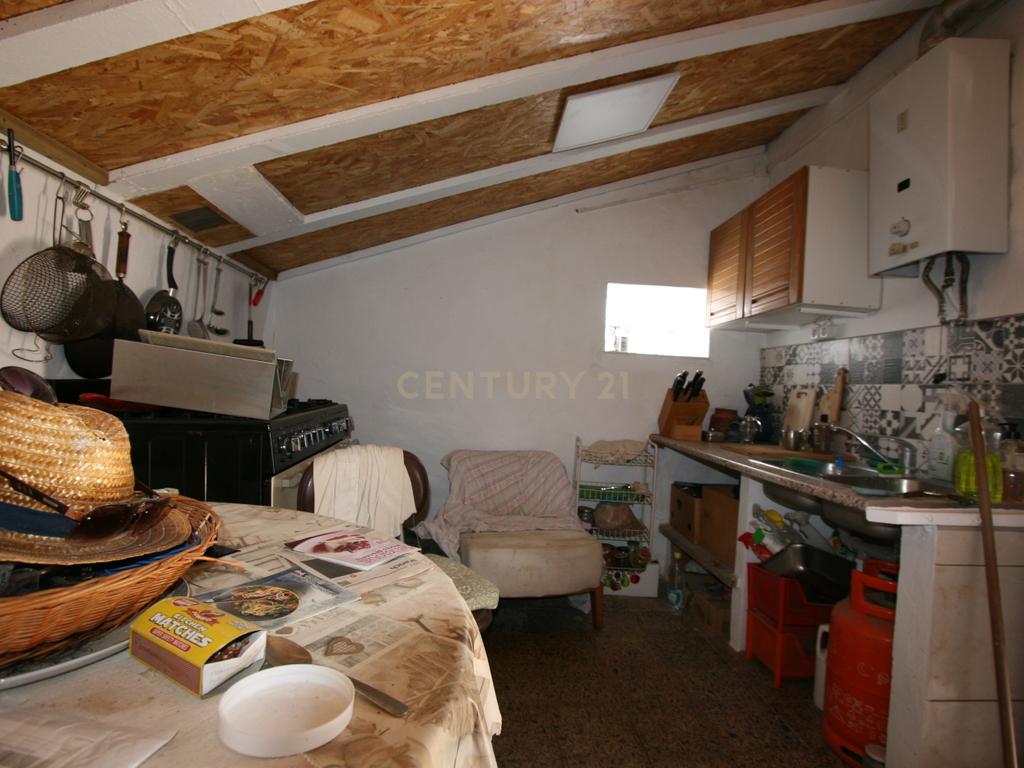 Quinta tradicional com moradia, garagem e vários anexos em terreno de 2020 m2, Zebro de Baixo, Silves - Image 16