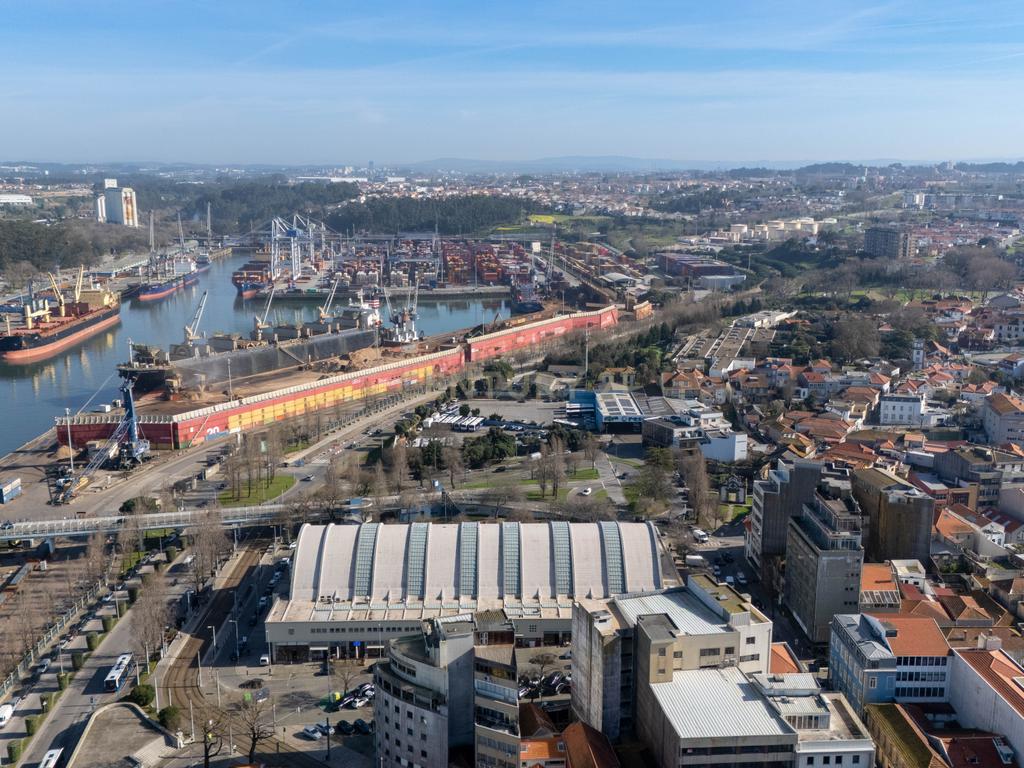 🏪 Loja para Trespasse no Mercado Municipal de Matosinhos – Ideal para Restauração - Image 11
