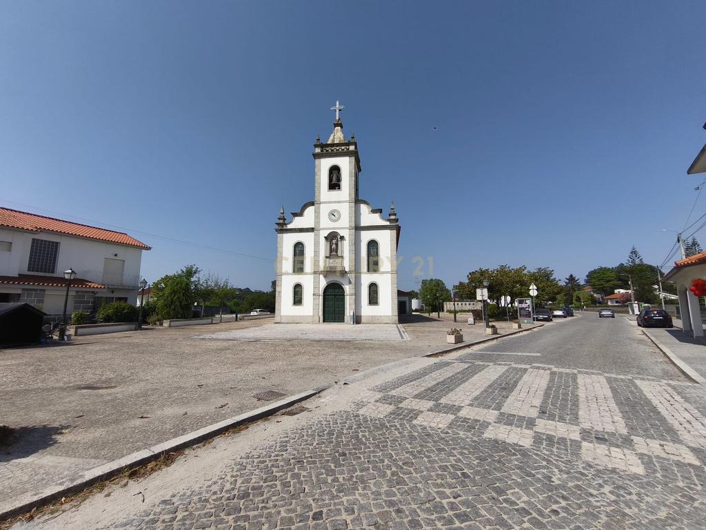 Terreno com 1530m2 em Vila-Chã, Esposende - Image 8
