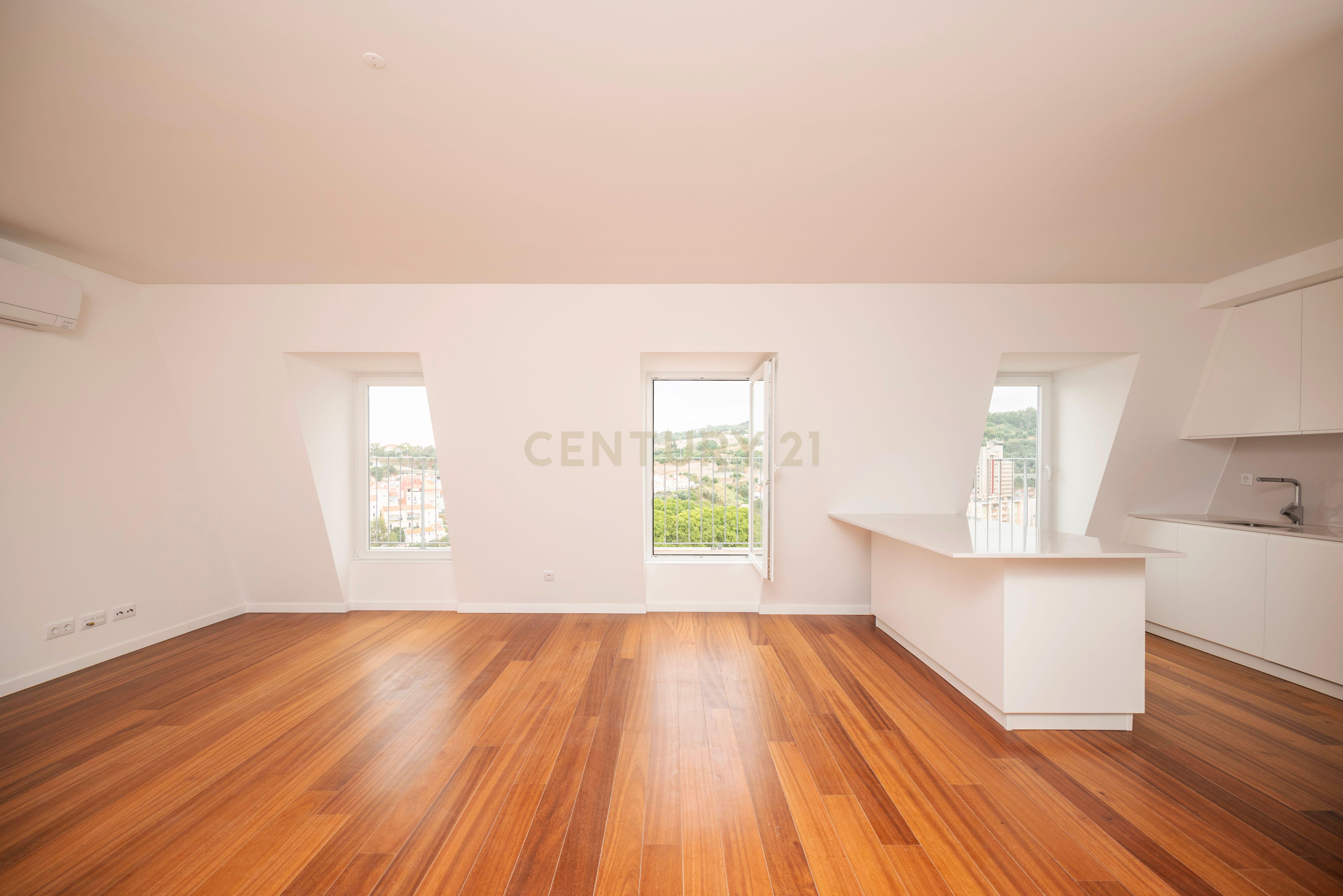 Fotografia 3 de Apartamento T3 na Estrela, Lisboa