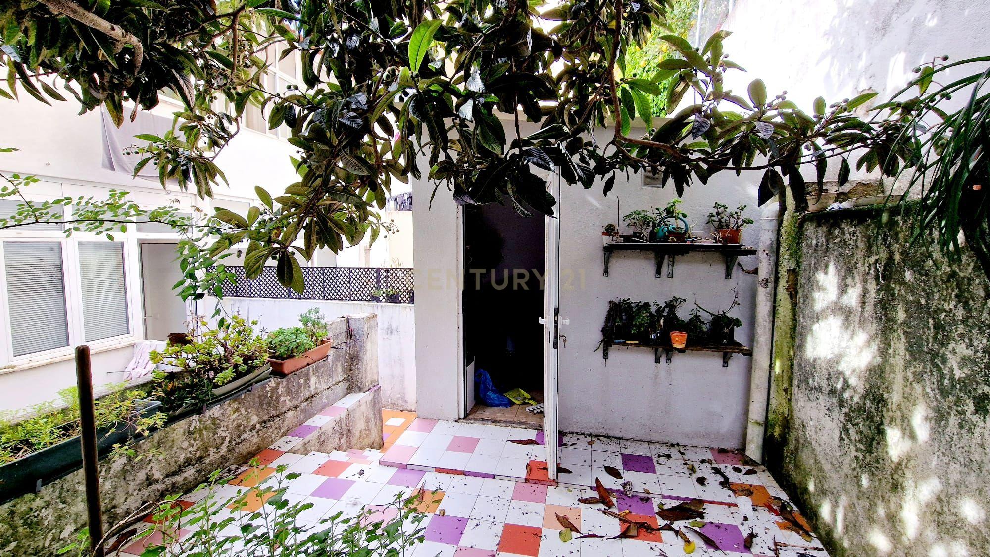 Apartamento T2 com Terraço em Queluz – 5 Min da Estação Queluz/Belas - Image 42