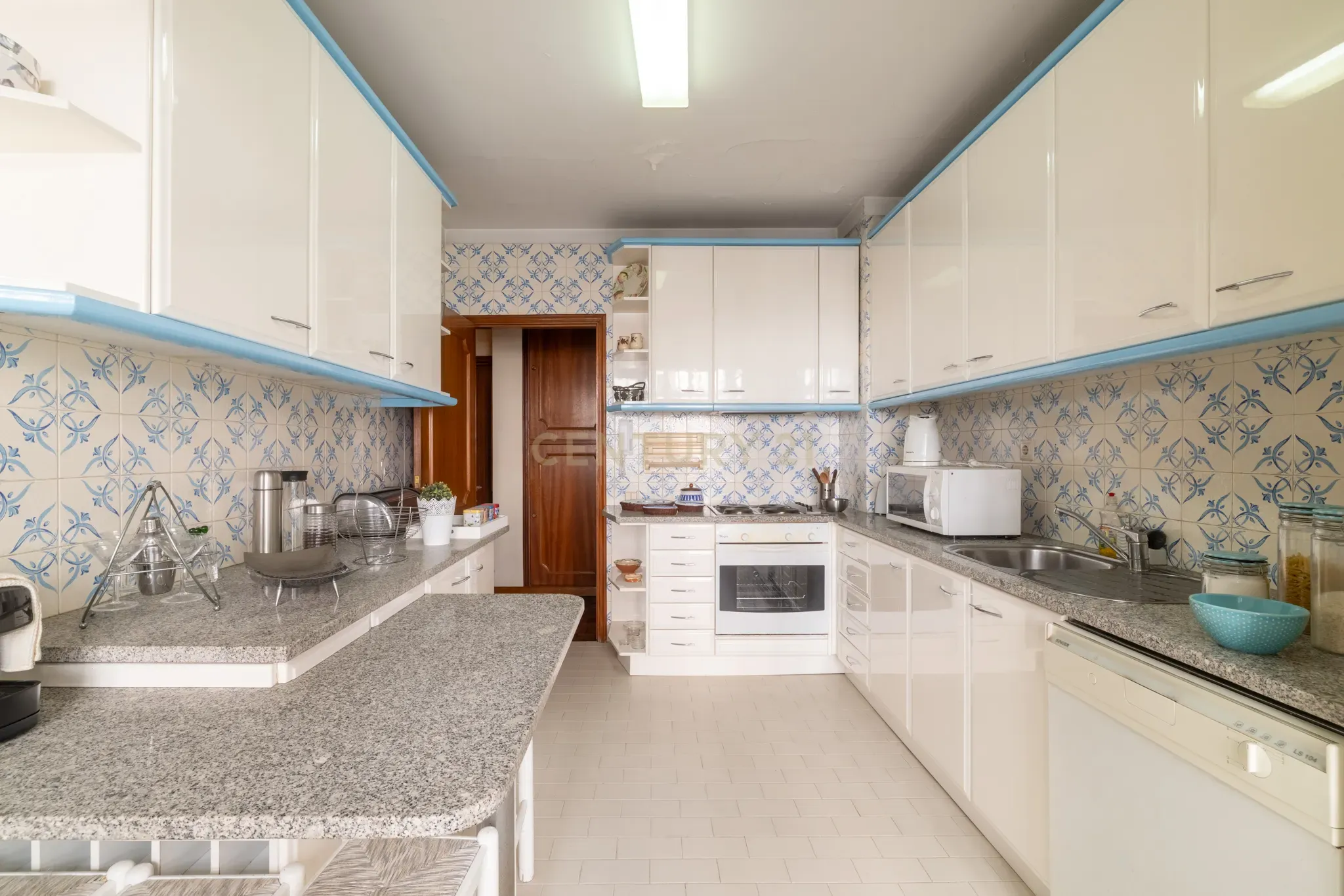 Fotografia 11 de Duplex T3 com Suíte, Varanda e Garagem junto ao El Corte Inglés