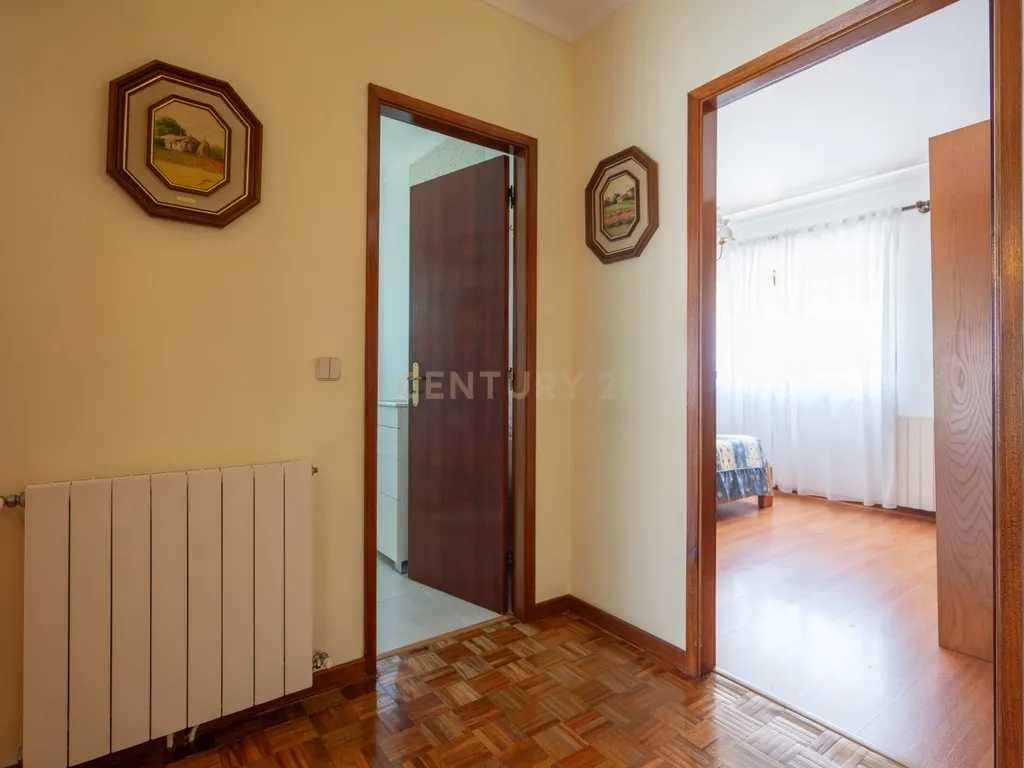 Moradia T3 com anexos e garagem para 3 carros – Canedo, Pampilhosa - Image 38