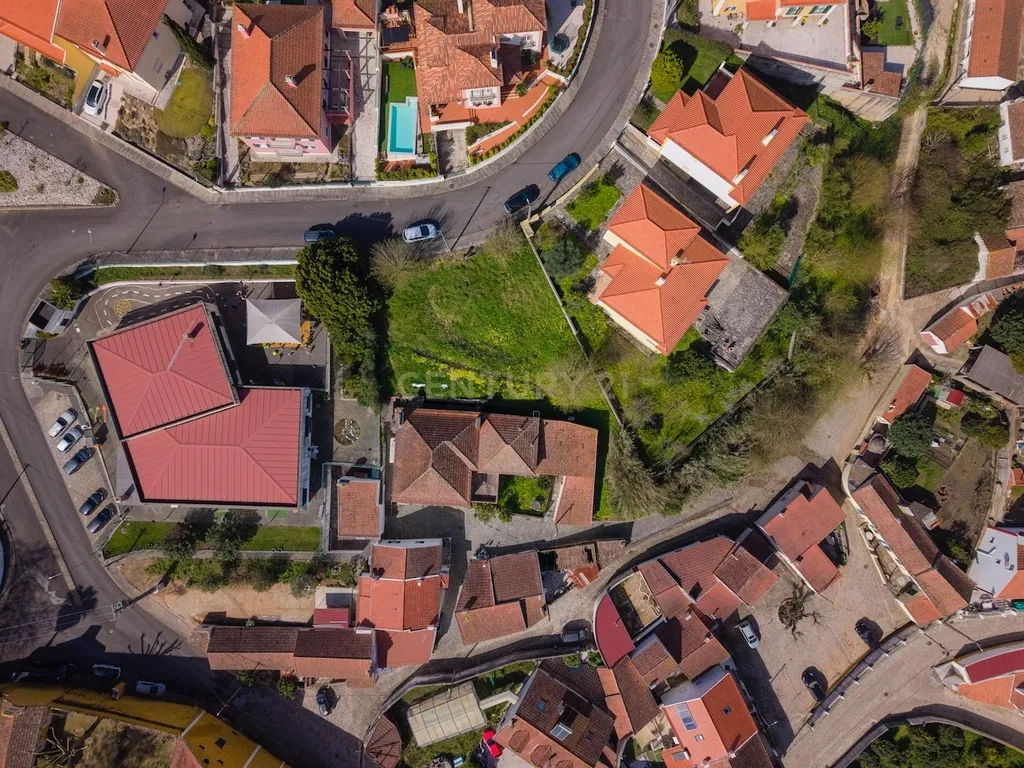 Lote de Terreno | 816 m² | Gradil | Urbanização Encosta de São Silvestre - Image 7