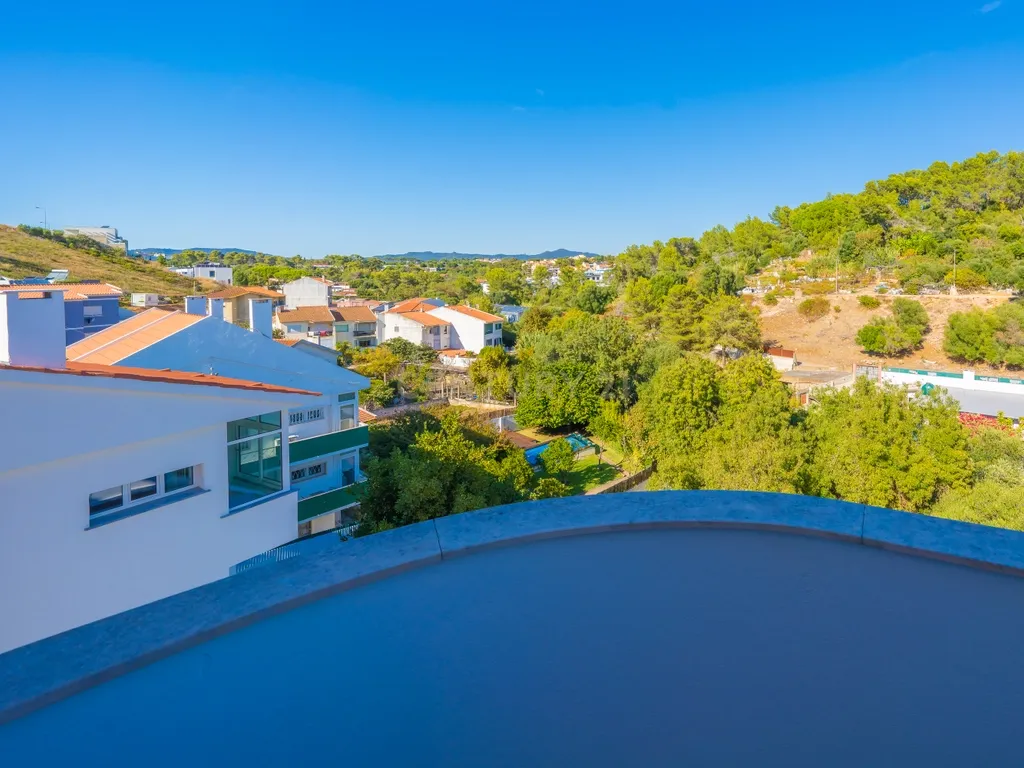 Excelente Apartamento T3 Duplex c/ Garagem, na Galiza, Estoril, Cascais - Image 28