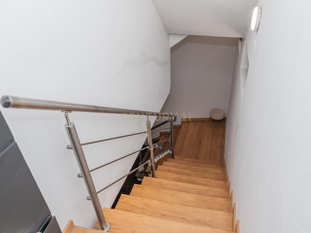 Moradia Moderna T4 em São Domingos de Rana, Cascais - Image 17