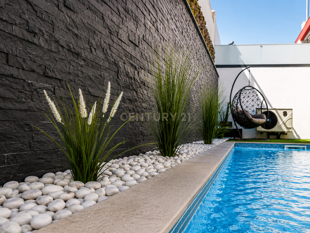Moradia de Luxo T4 Bairro da Primavera - com Rooftop, Piscina Aquecida e Painéis Fotovoltaicos em Santa Iria da Azóia - Image 53