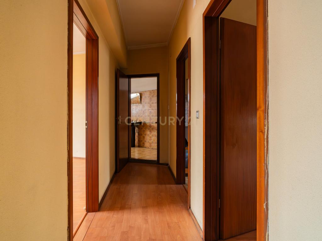 Apartamento T2 em Marinha Grande - Oportunidade Única! - Image 14