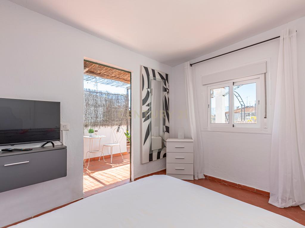 Penthouse brilhante com telhado no coração de San Pedro de Alcantara, Marbella. - Image 11
