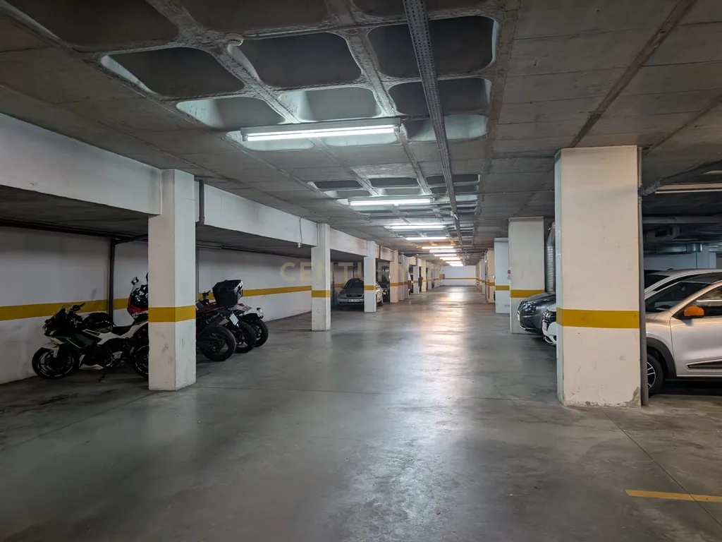 Lugar de garagem em Alfragide, Amadora - 19.900€ - Image 5