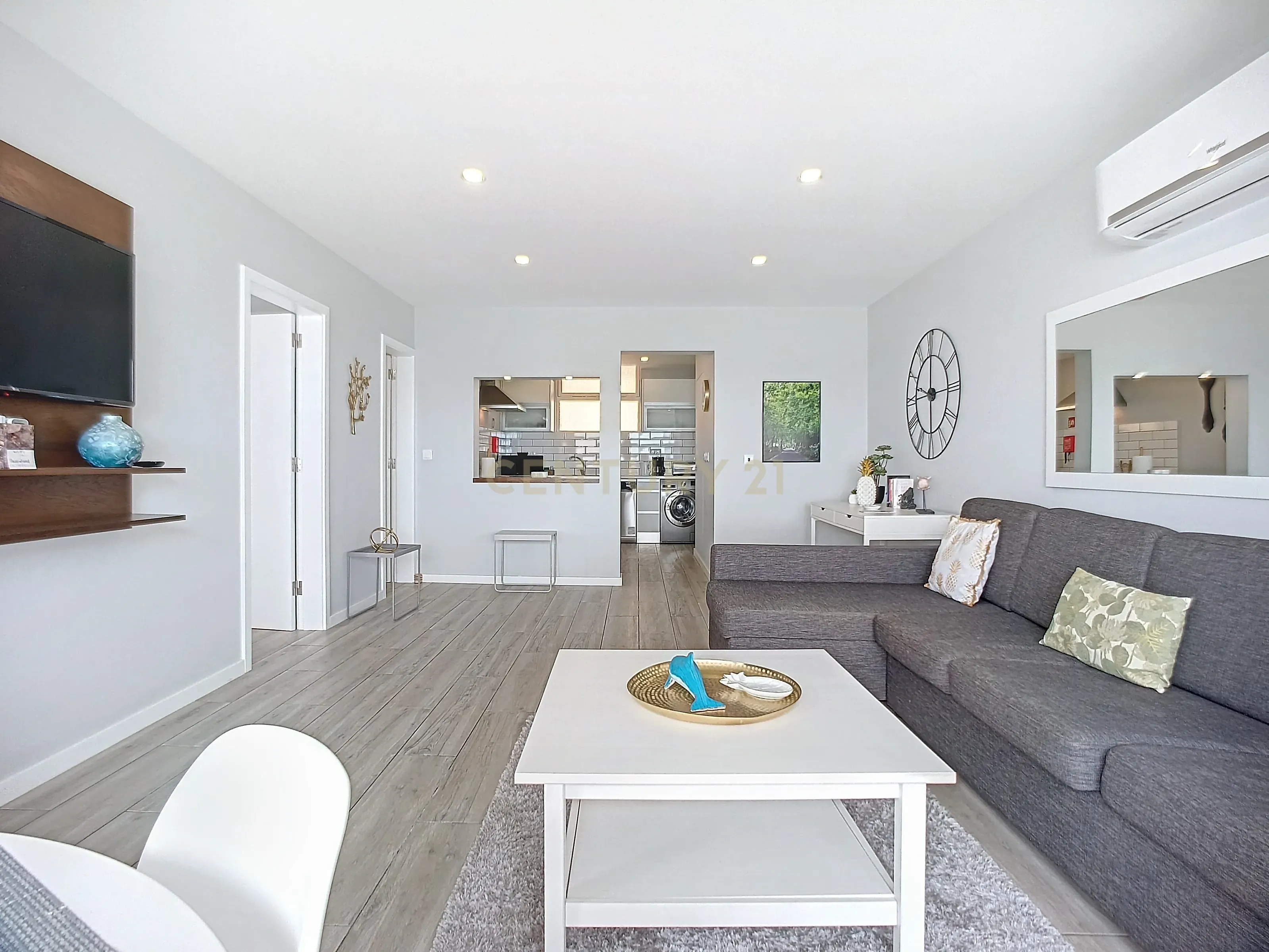 Apartamento T3 Deslumbrante à Beira-Mar - Vista para a Praia das Milícias/Açores - Image 8