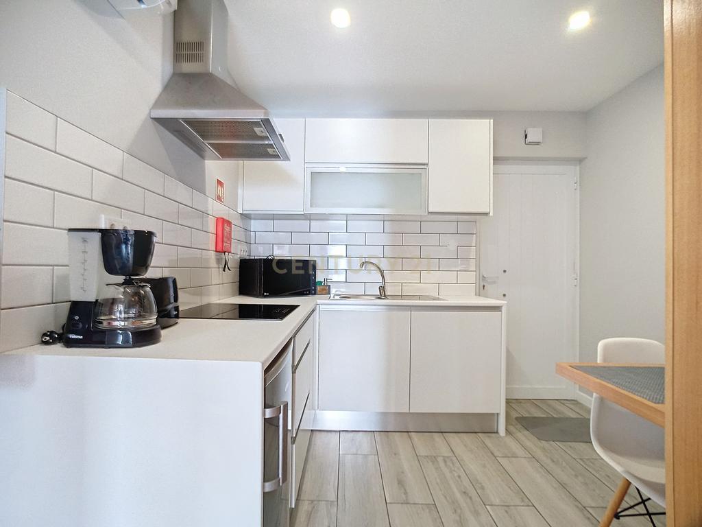 Apartamento T3 Deslumbrante à Beira-Mar - Vista para a Praia das Milícias/Açores - Image 18