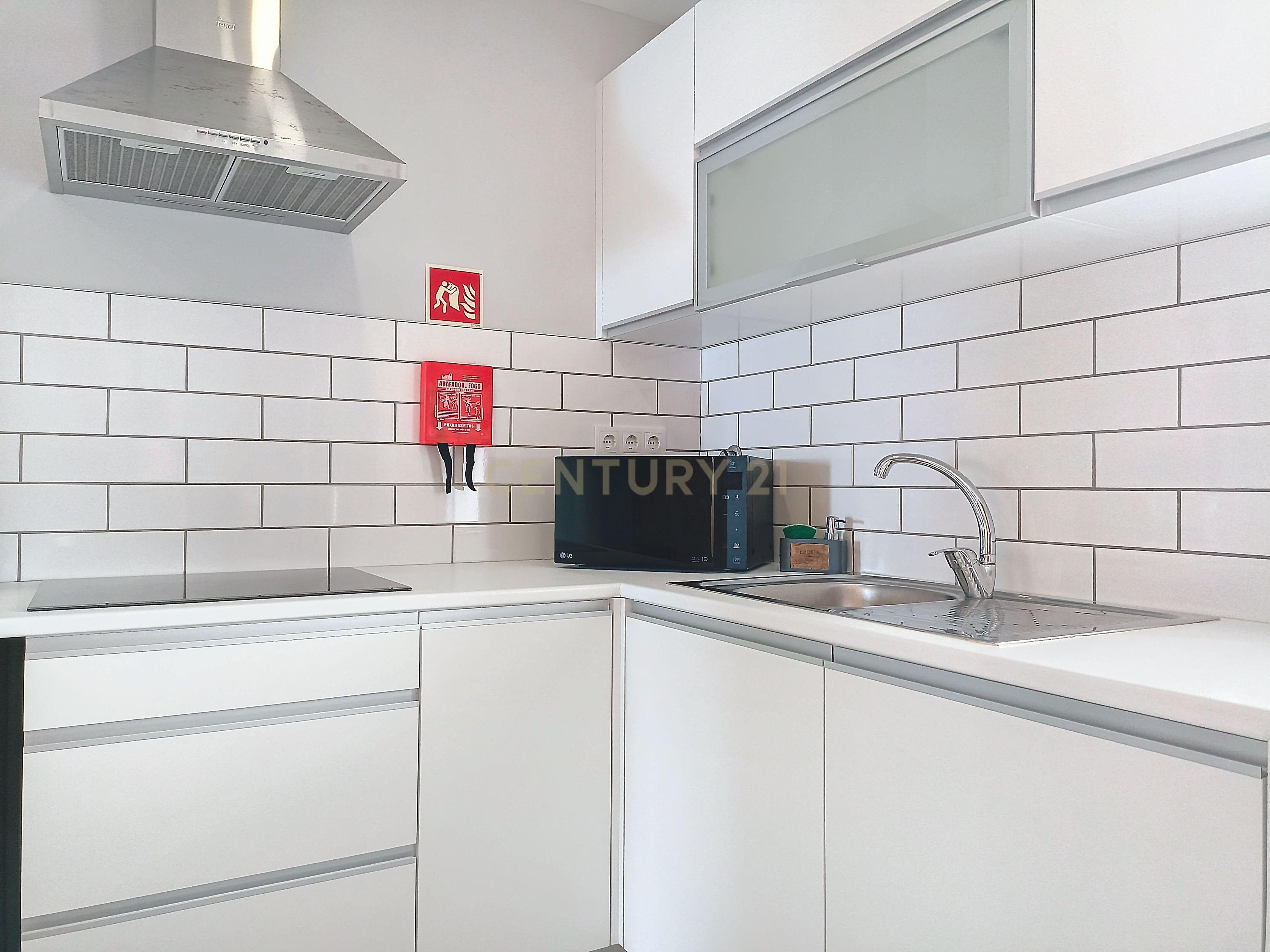 Apartamento T3 Deslumbrante à Beira-Mar - Vista para a Praia das Milícias/Açores - Image 28