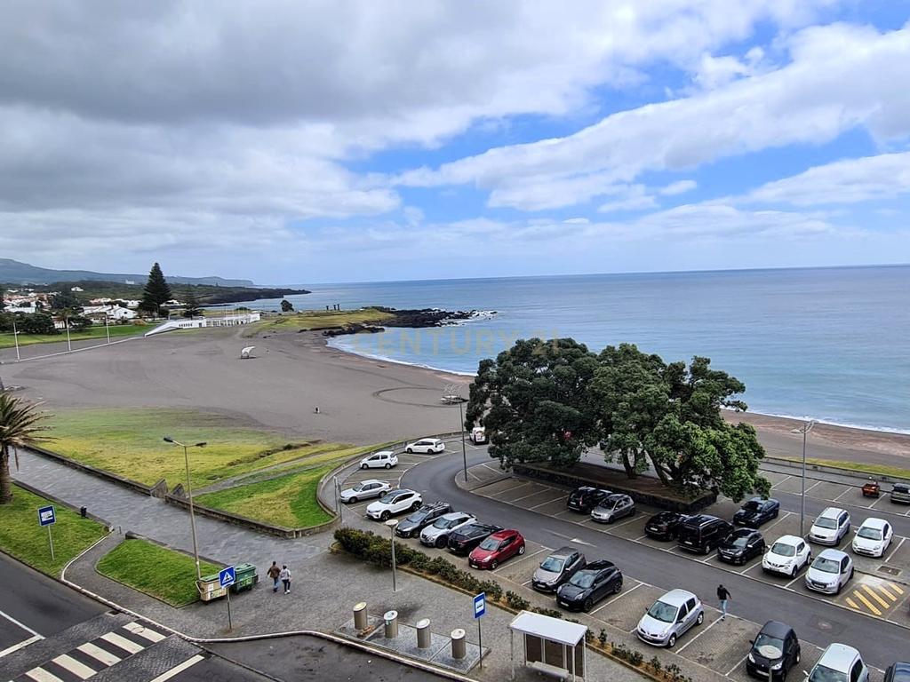 Apartamento T3 Deslumbrante à Beira-Mar - Vista para a Praia das Milícias/Açores - Image 44