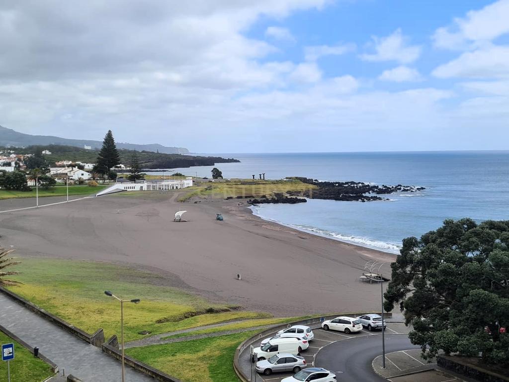 Apartamento T3 Deslumbrante à Beira-Mar - Vista para a Praia das Milícias/Açores - Image 38