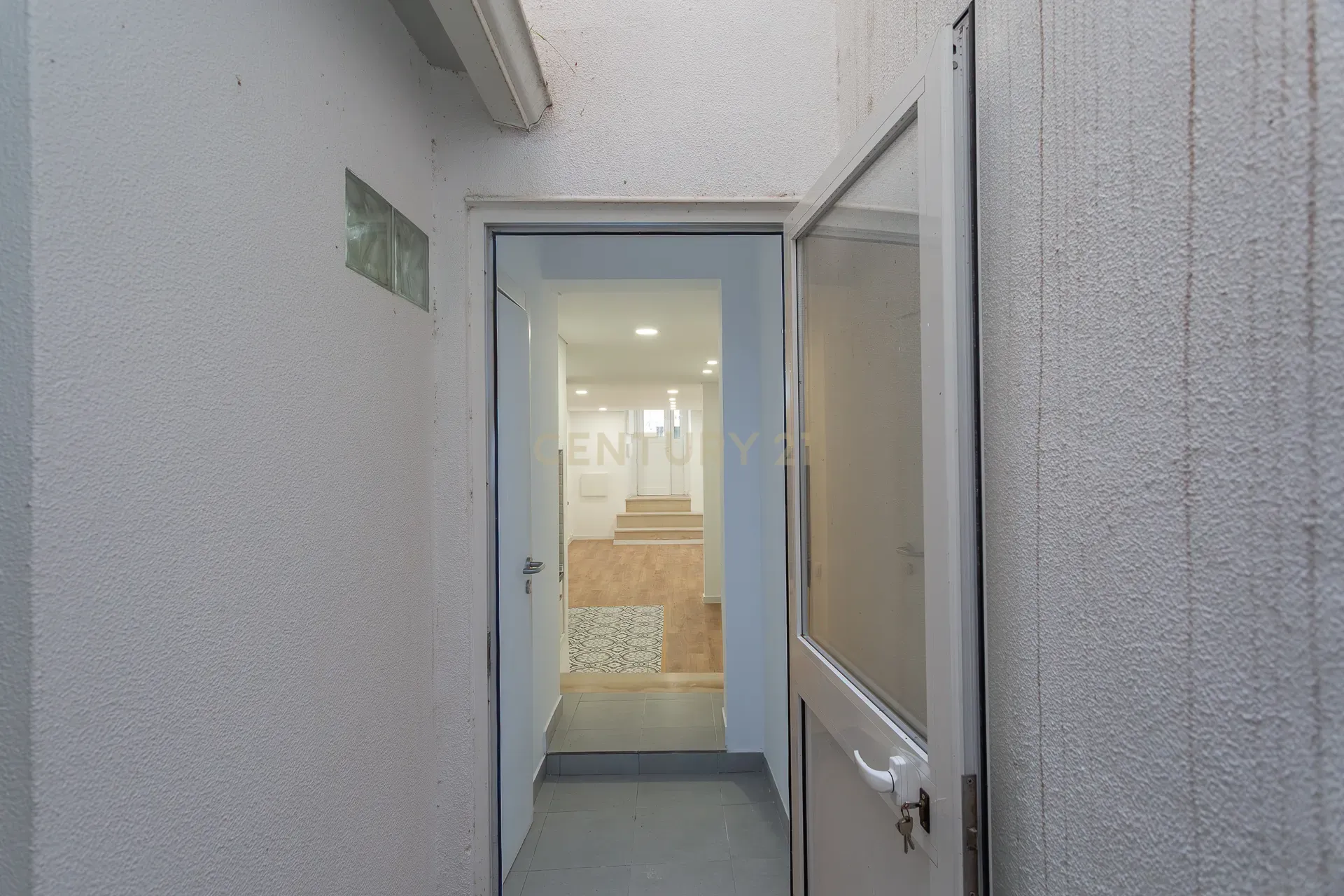 🏡 Apartamento T1+1 na Bica – Viva no coração histórico de Lisboa - Image 22