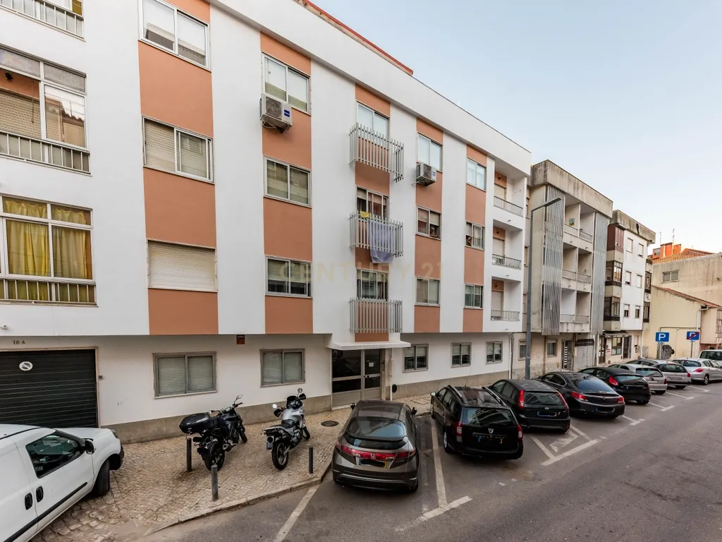 Apartamento T2 com Lugar de estacionamento, em Encosta do Sol, Amadora - Image 26