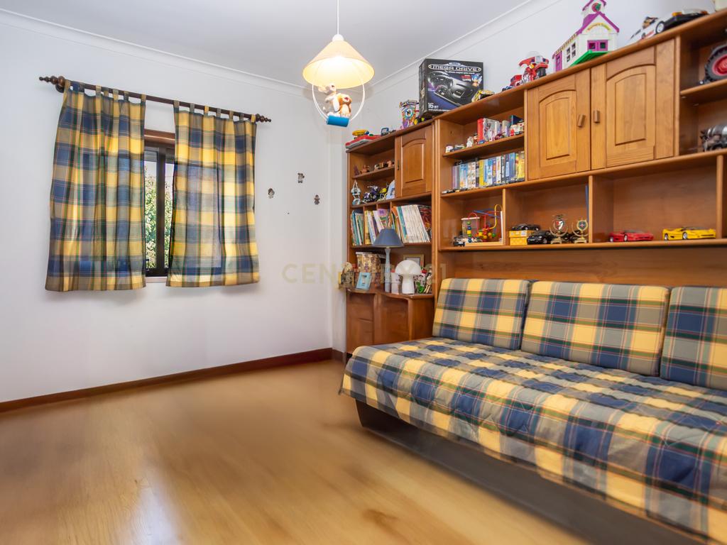 Quinta do Conde/ Cova dos Vidros - Apartamento de 4 assoalhadas inserido num º 1º andar - Image 17