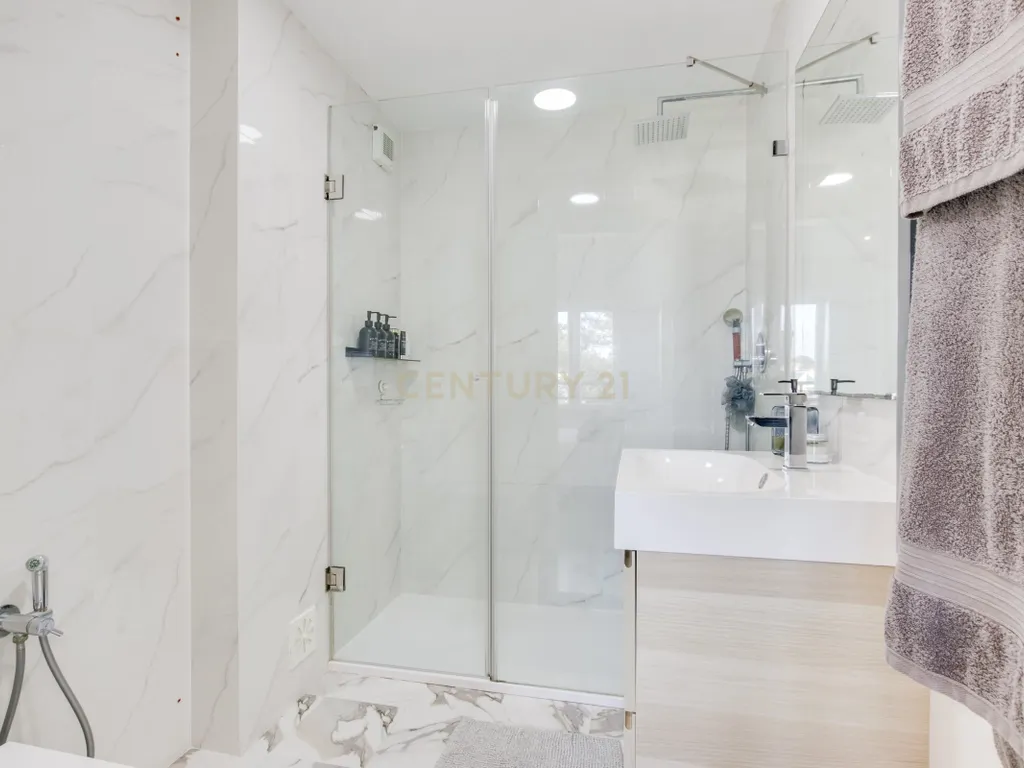 Apartamento como novo T3 – Quinta Da Graciosa, Estoril - Image 28