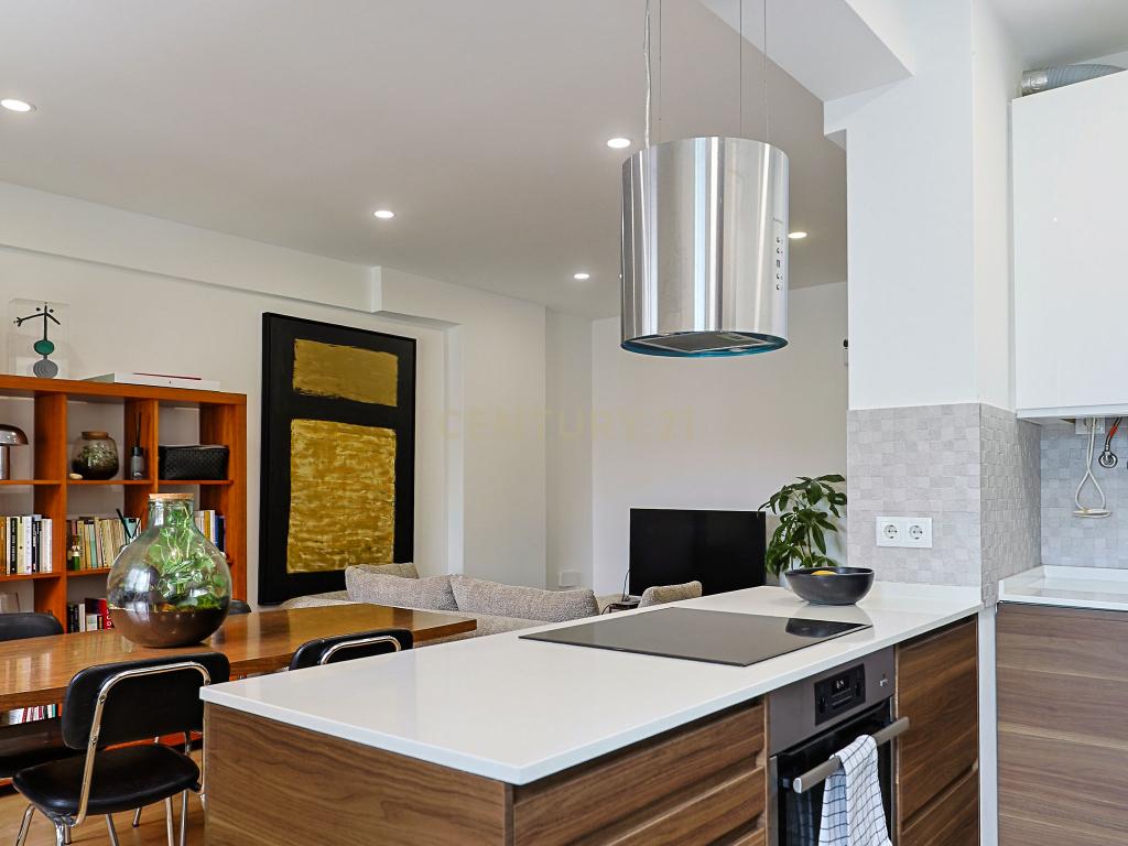 Apartamento T2 Centro de Almada Remodelado - Image 36