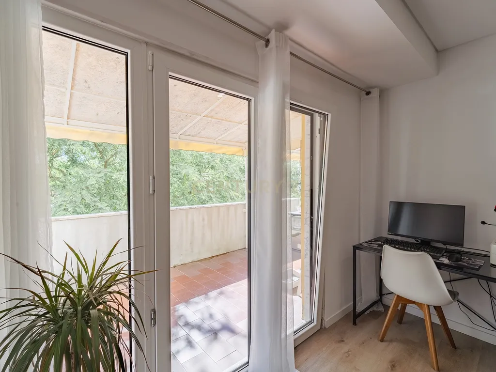 Apartamento T3 em Setúbal - Image 13