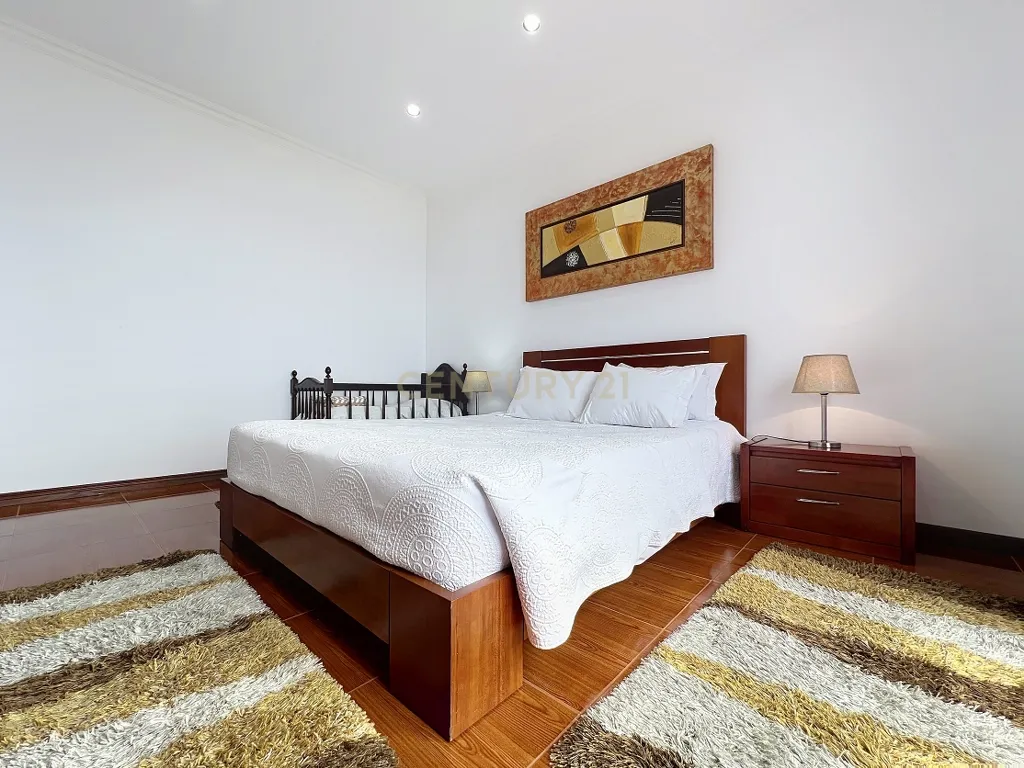 🏡 Moradia Única com Vista Mar — 3 Apartamentos | AL em Funcionamento | Feteiras, Ponta Delgada - Image 39