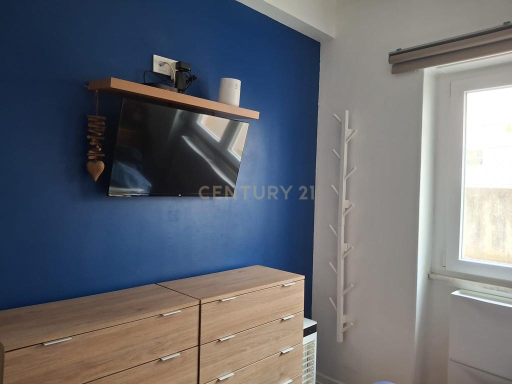 Apartamento Renovado em Seixal, Ideal para o Seu Novo Lar - Image 10