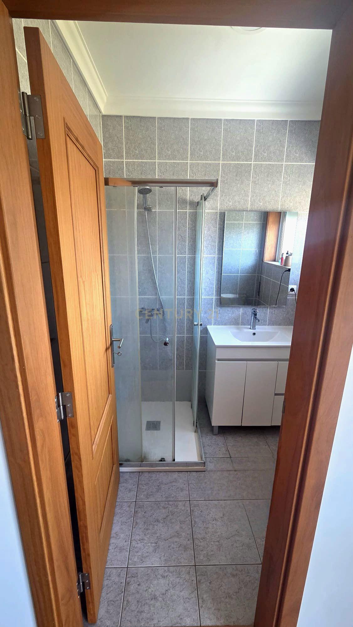 Fotografia 6 de 🏡 T2 com Suíte, Varandas e Garagem com Carregamento para Veículo Elétrico