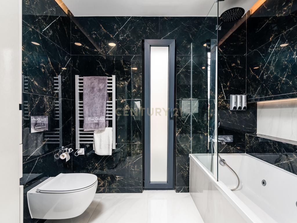 Luxuosa Moradia T3 com Vista Panorâmica em Loures, Lisboa para investimento! - Image 24
