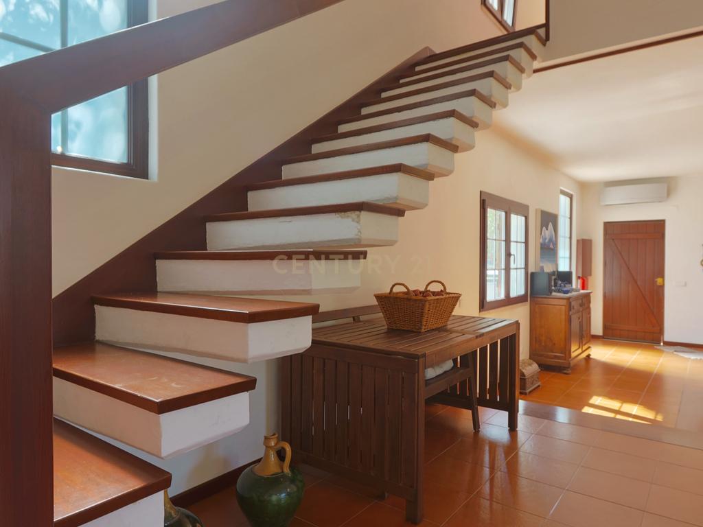 Casa T5 na Verdizela - Qualidade e Exclusividade - Image 9