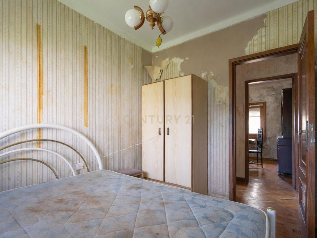 Excelente oportunidade de investimento no centro de São Martinho do Bispo, Coimbra. As referências C0289-01959 (moradia e terreno) e C0289-01957 (terreno) são vendidas em conjunto. - Image 21