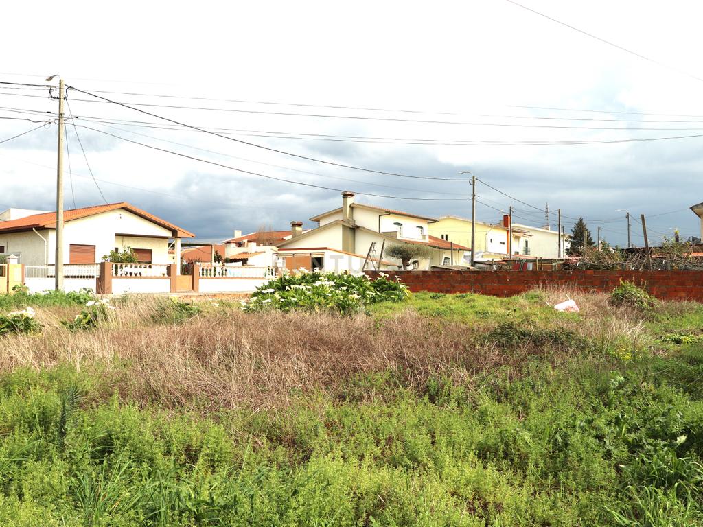 Terreno á venda na Rua das Arroteias em Avanca - Image 11