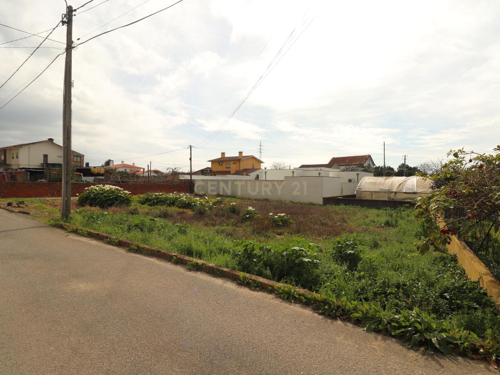 Terreno á venda na Rua das Arroteias em Avanca - Image 6