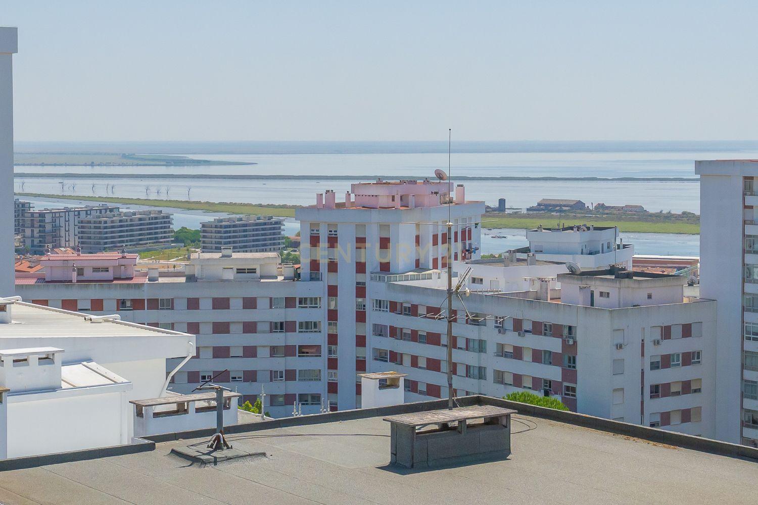 Fotografia 6 de Apartamento T3 Póvoa de Santa Iria com elevador, boa localização