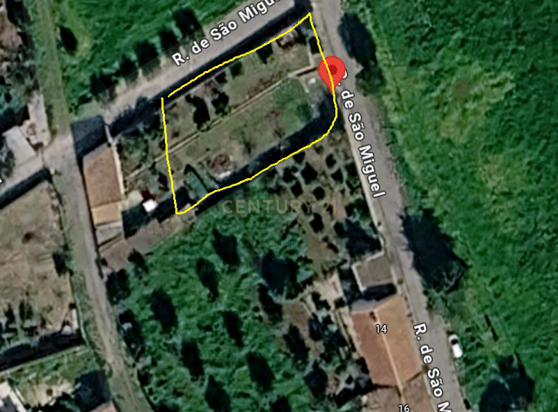 Fotografia 5 de Terreno Urbano Murado com Furo de Água e Eletricidade – Casével, Castro Verde