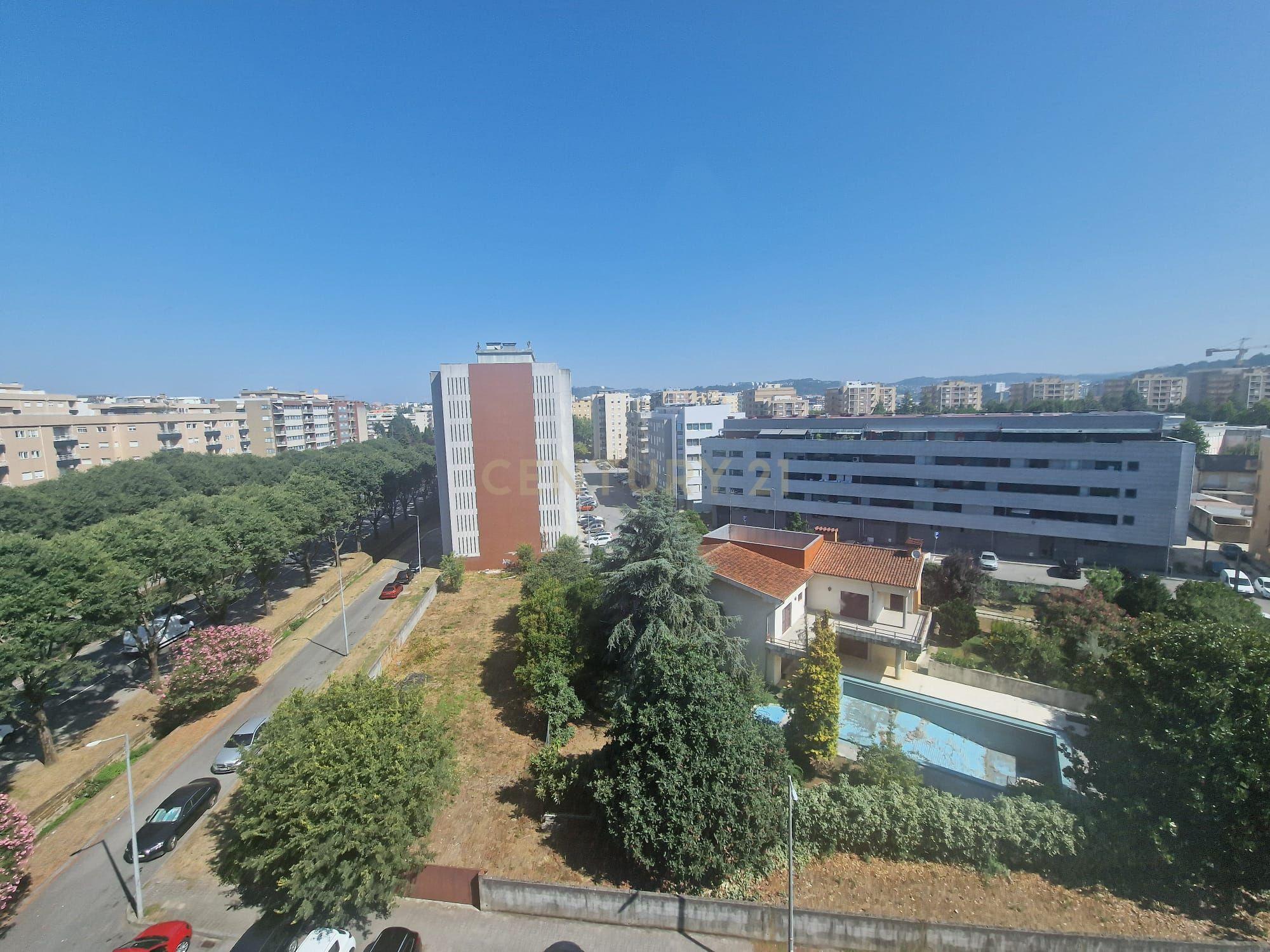 Fotografia 7 de Apartamento T2 Duplex Mobilado e Equipado  São Vítor, Braga