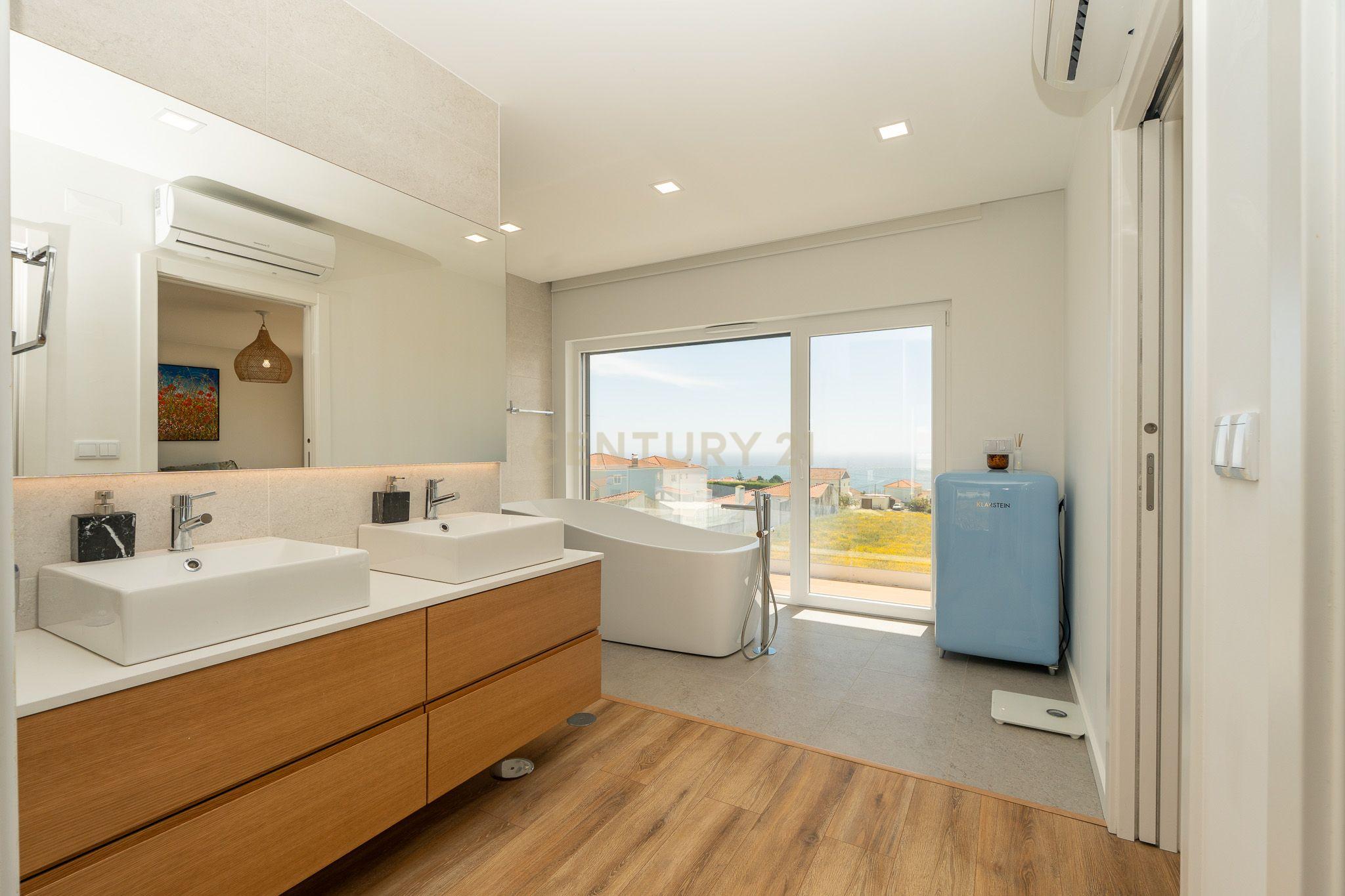 Oportunidade Única em Ribamar – Vista Mar, Qualidade e Localização de Excelência - Image 71