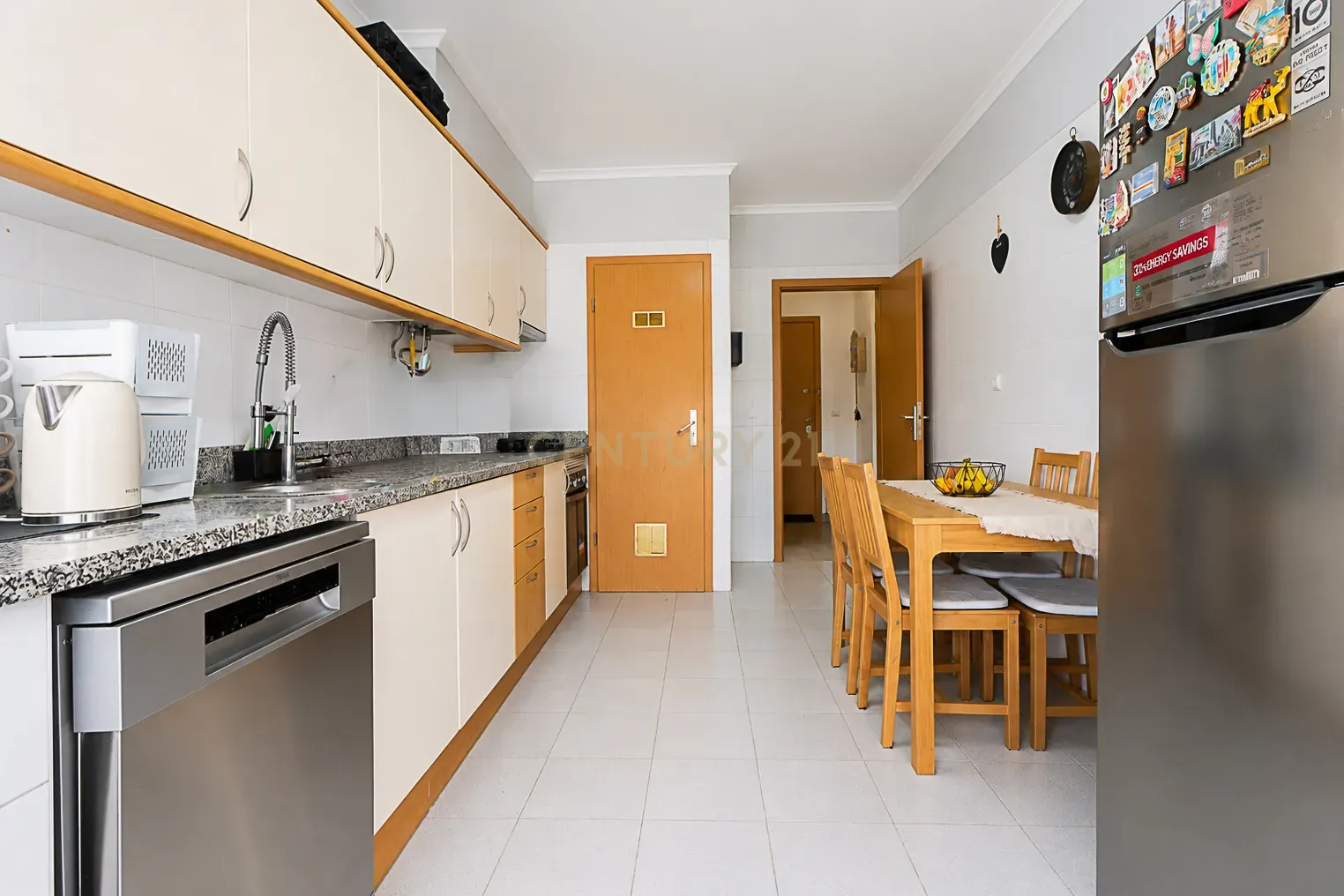 Fotografia 3 de Apartamento T3 com Parqueamento em Setúbal