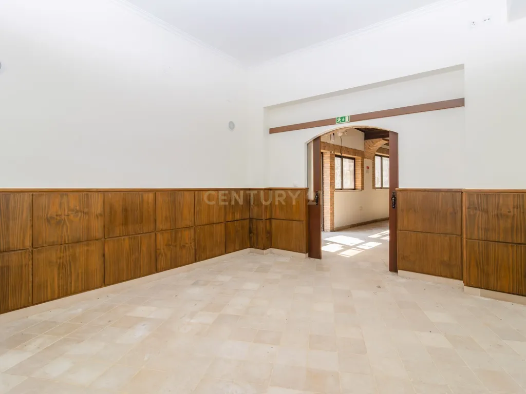 MORADIA EXCLUSIVA EM ALCOBAÇA – CONFORTO, ESPAÇO E POTENCIAL DE INVESTIMENTO! - Image 33