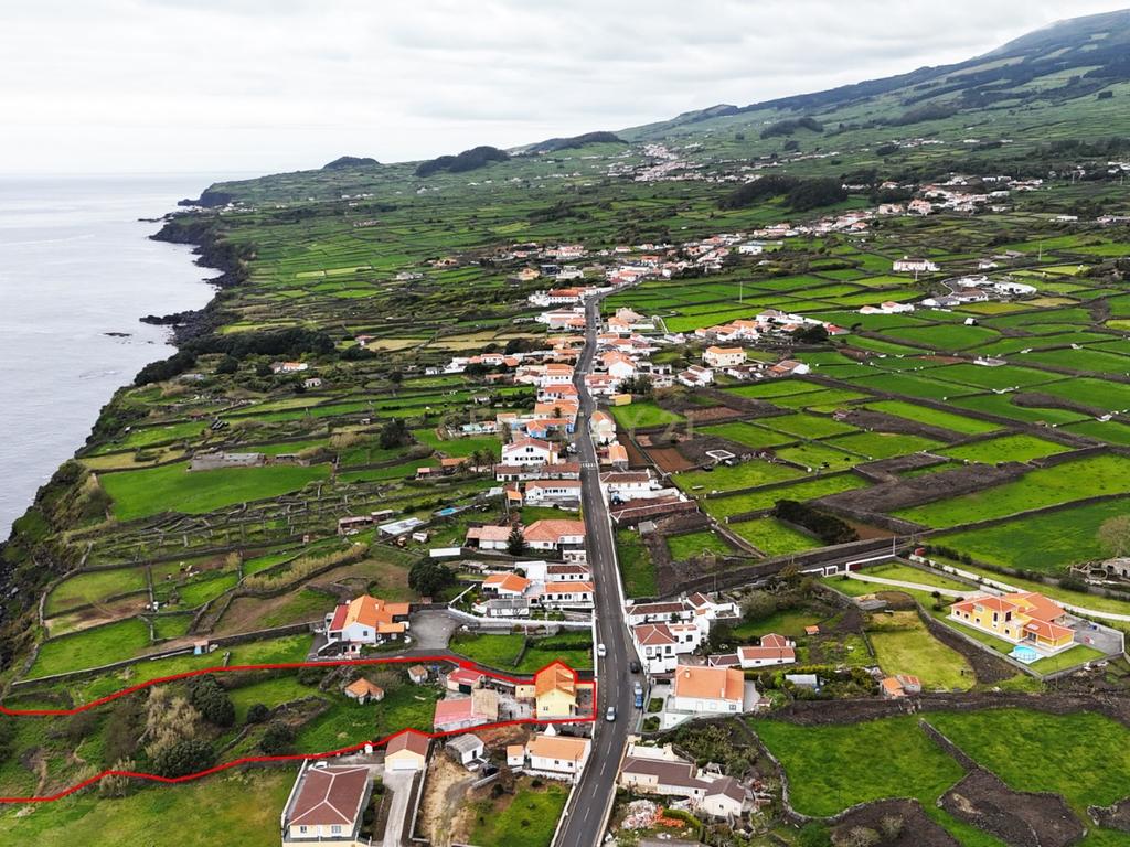 Moradia T5 com vista mar e acesso direto ao oceano, São Bartolomeu de Regatos-Ilha Terceira - Image 37