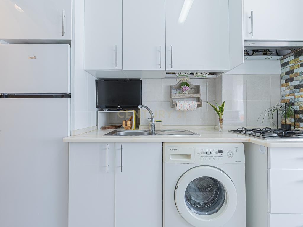 Apartamento T2 parcialmente renovado — Porto Salvo - Image 13