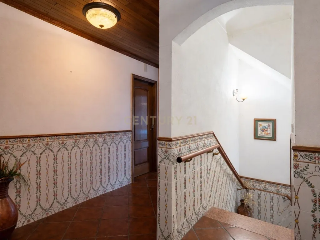 OPORTUNIDADE ÚNICA NA LOUSÃ – MORADIA COM GRANDE POTENCIAL (habitação e comércio) - Image 70