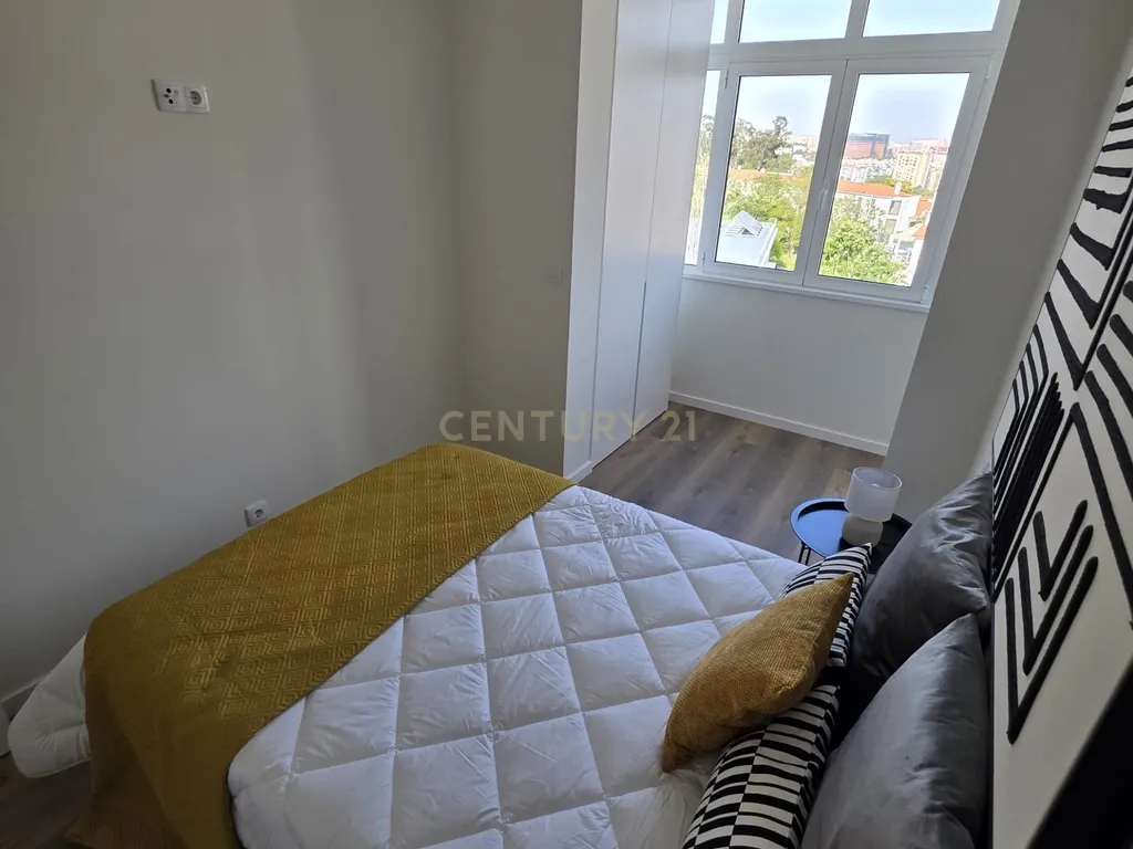 Apartamento T3 Novo em Benfica | varanda aberta | suite | 2 elevadores e 2 Anos de Garantia - Image 21