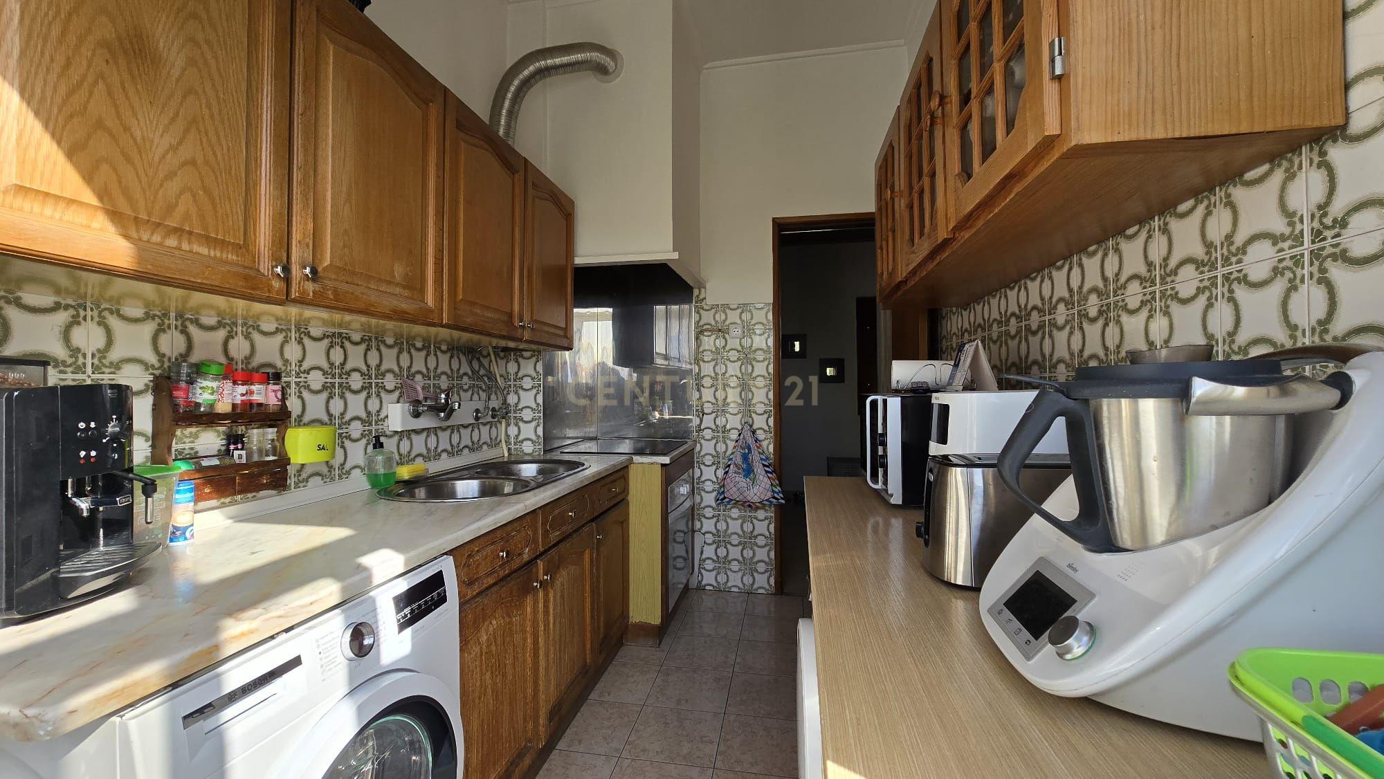Apartamento T2 no Centro de Corroios – Excelente Localização! - Image 19