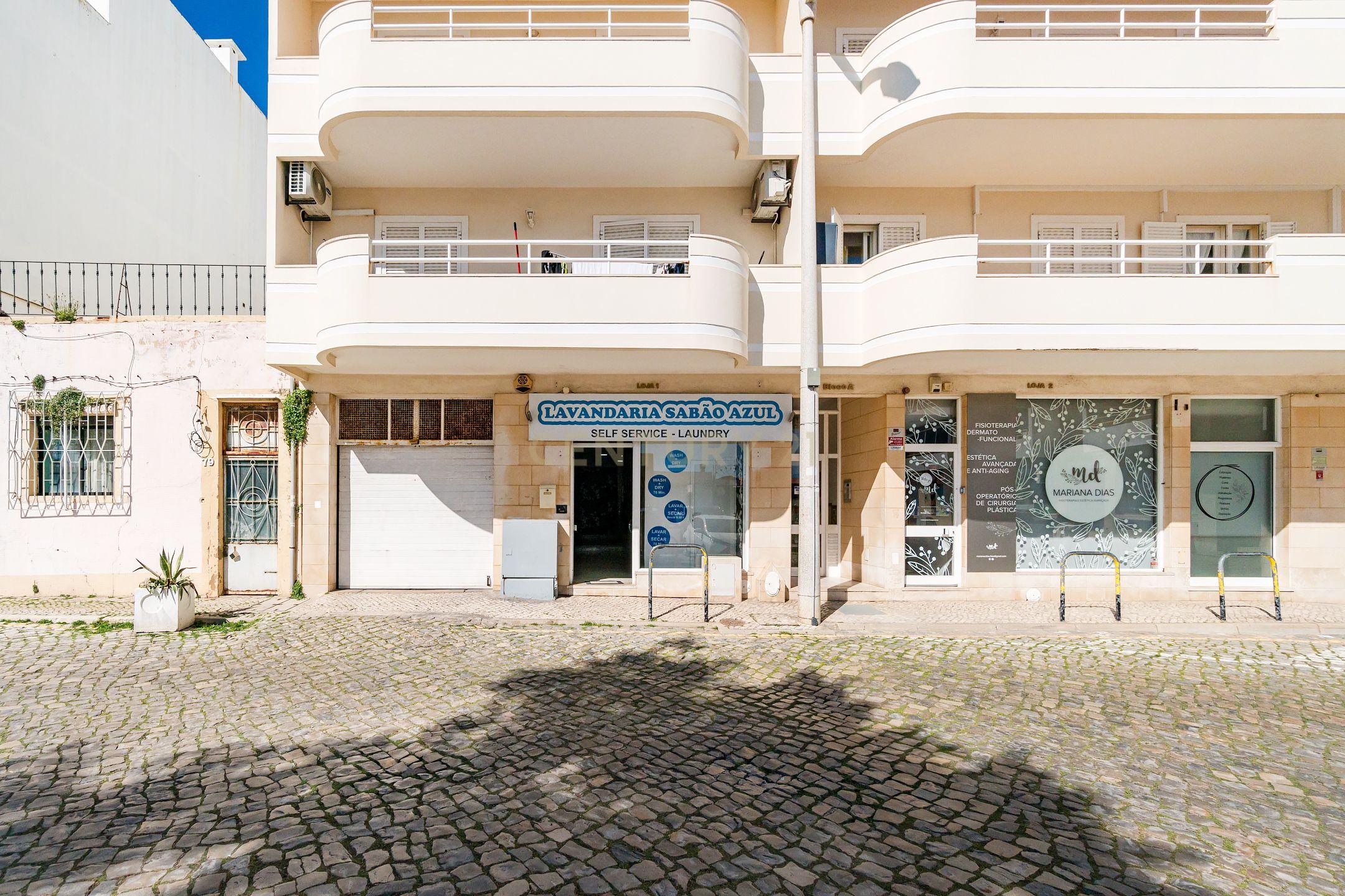 Loja Comercial em Quarteira – Excelente Investimento Rentabilidade Imediata - Image 7