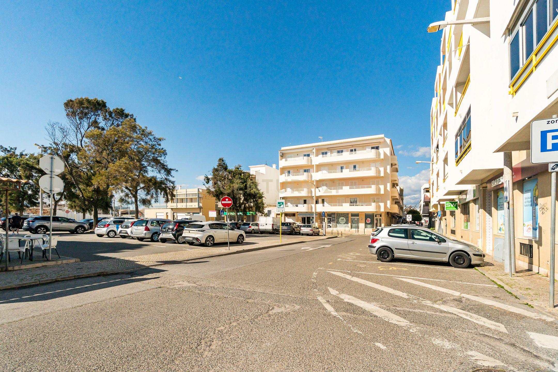 Loja Comercial em Quarteira – Excelente Investimento Rentabilidade Imediata - Image 20