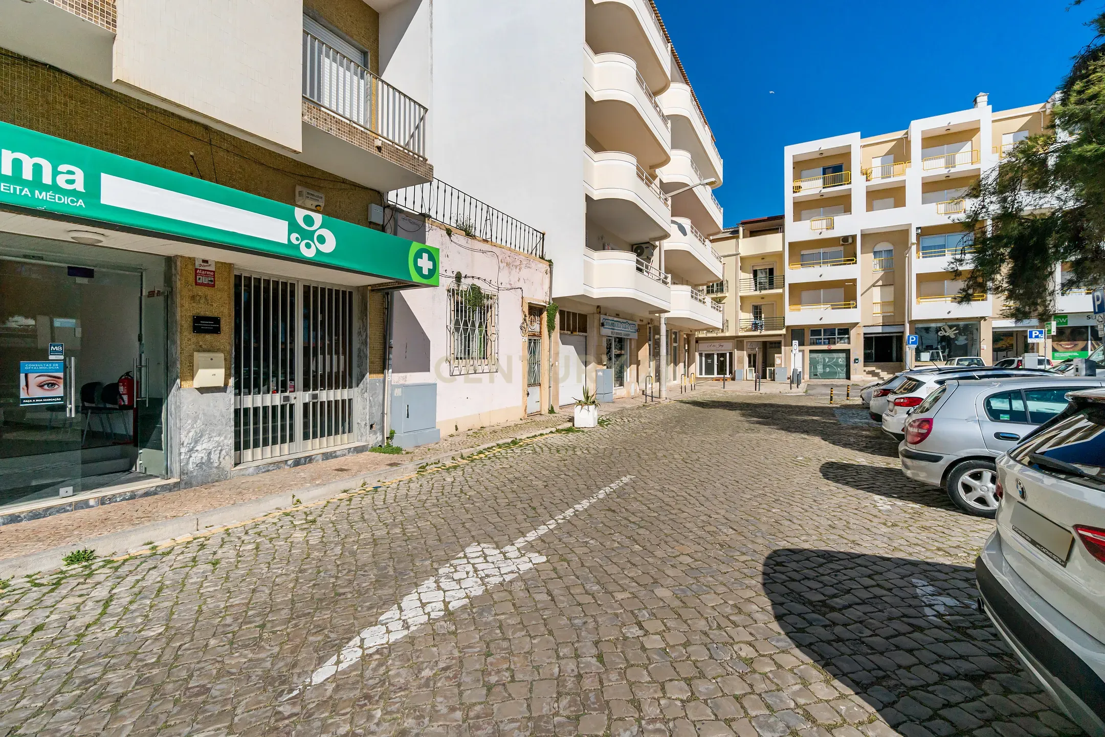 Loja Comercial em Quarteira – Excelente Investimento Rentabilidade Imediata - Image 15