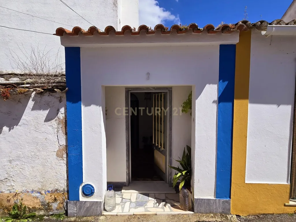 Moradia com Vista Desafogada e Potencial para Duas Habitações Independentes – Ilhas, Arraiolos Évora - Image 12