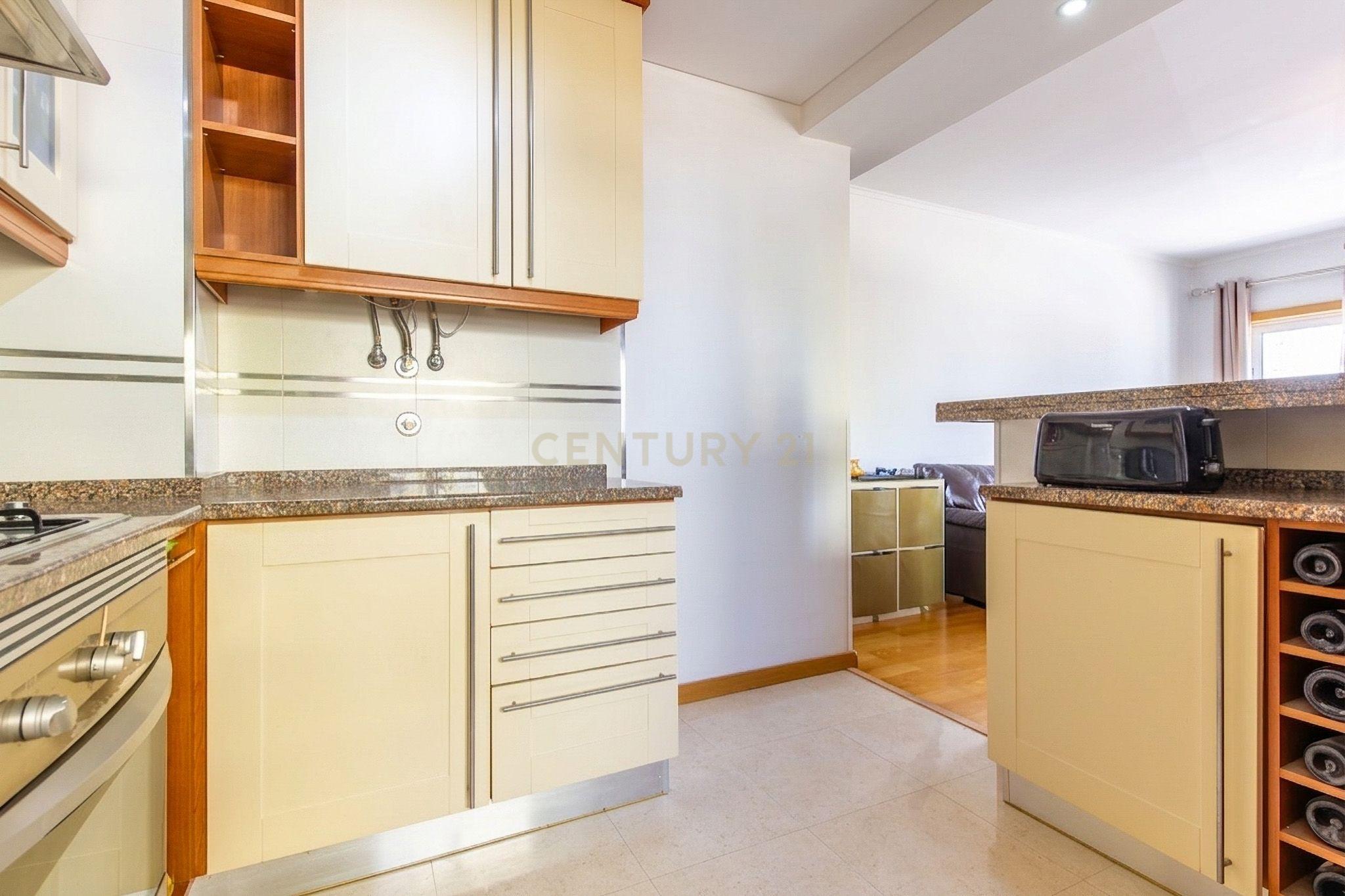 Fotografia 8 de Apartamento T2 em Corroios, Seixal - Oportunidade Única!